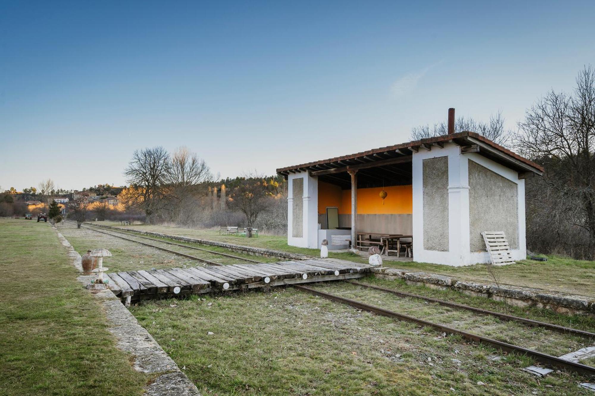 Maison d'hôtes La Estacion De Rabanera à Rabanera del Pinar Extérieur photo